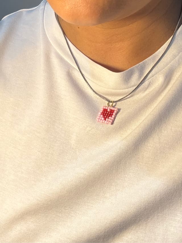 Red heart beaded pendant
